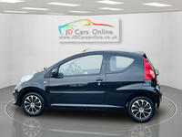 PEUGEOT 107