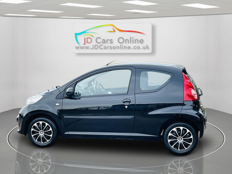 PEUGEOT 107