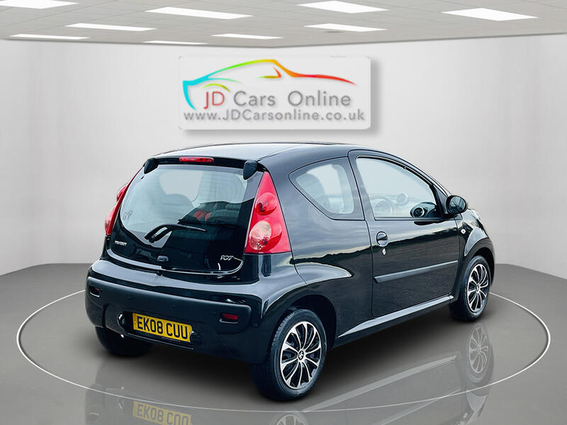 PEUGEOT 107