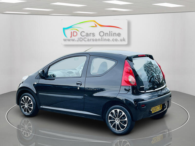 PEUGEOT 107