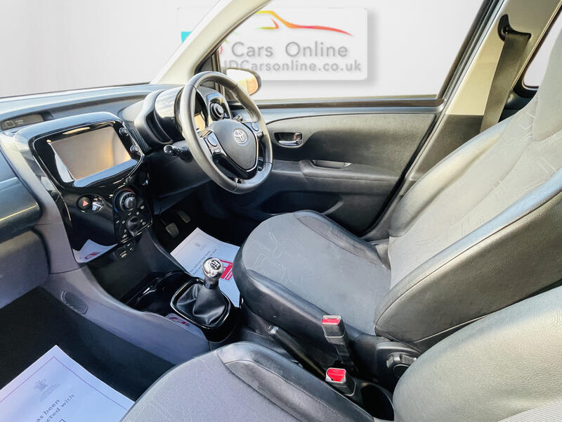 TOYOTA AYGO