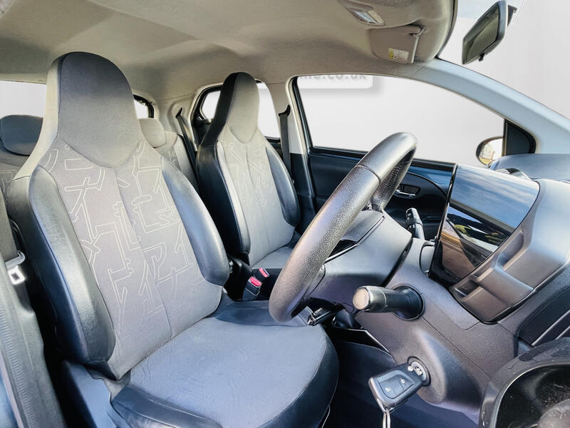 TOYOTA AYGO