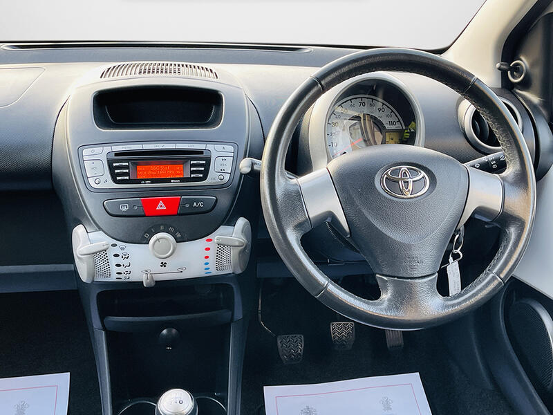 TOYOTA AYGO