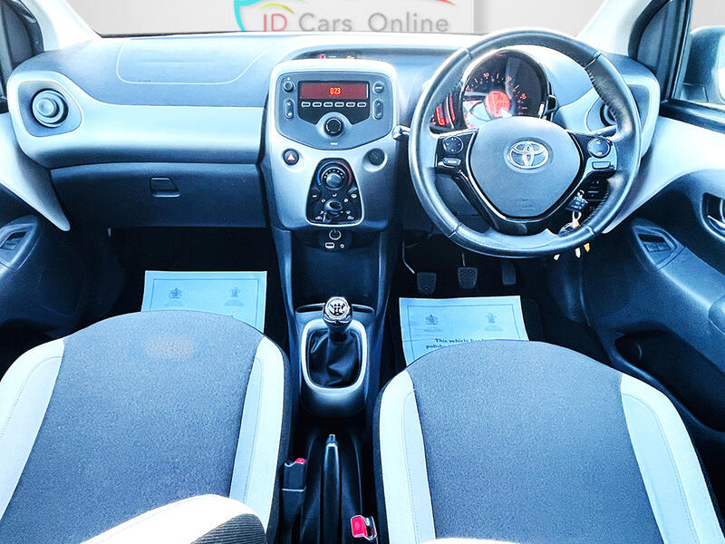TOYOTA AYGO