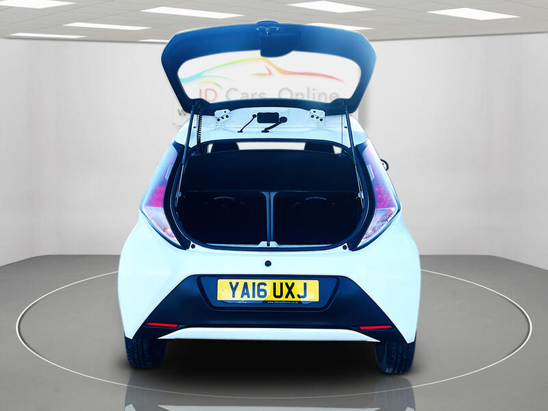 TOYOTA AYGO