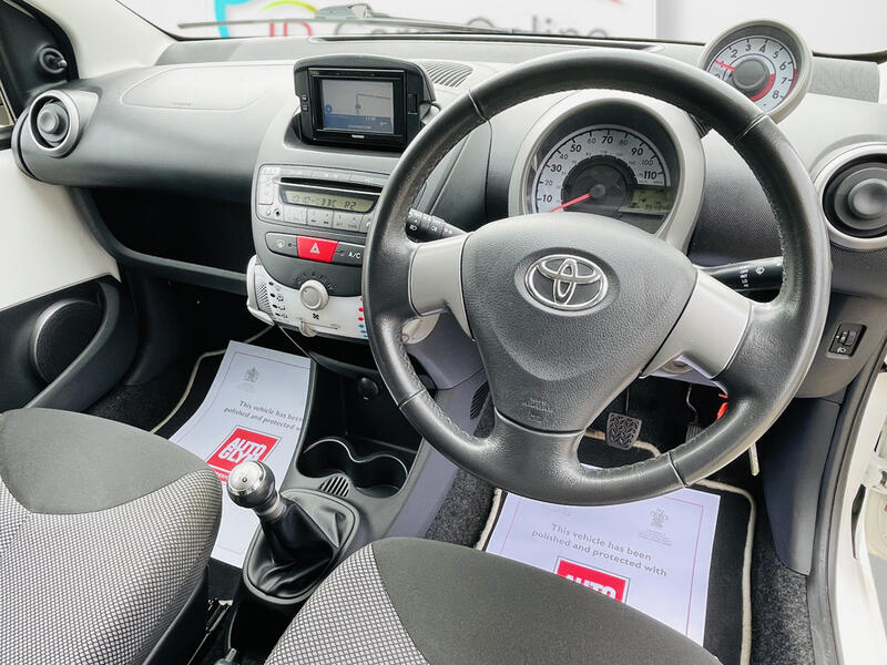 TOYOTA AYGO