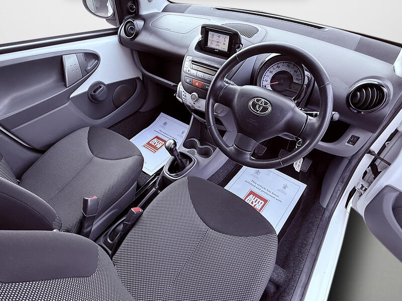 TOYOTA AYGO