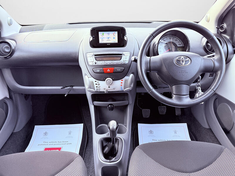 TOYOTA AYGO