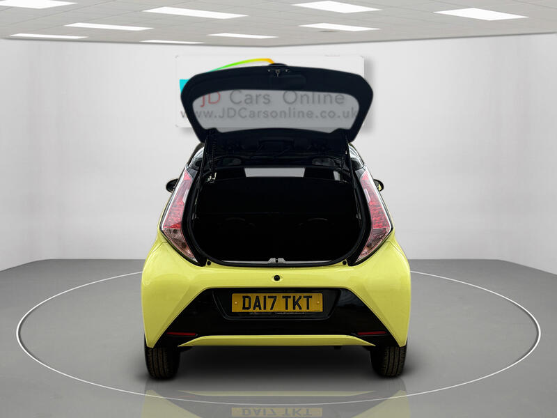 TOYOTA AYGO