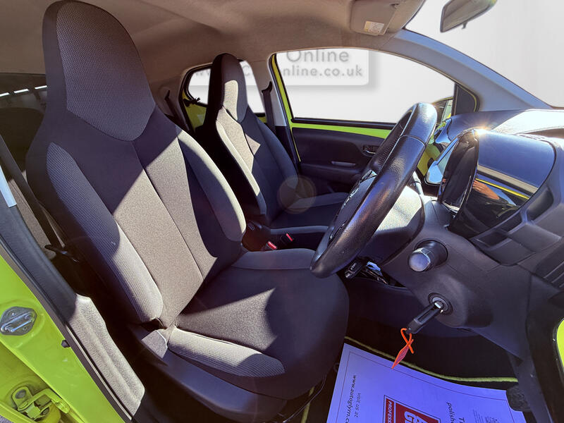 TOYOTA AYGO