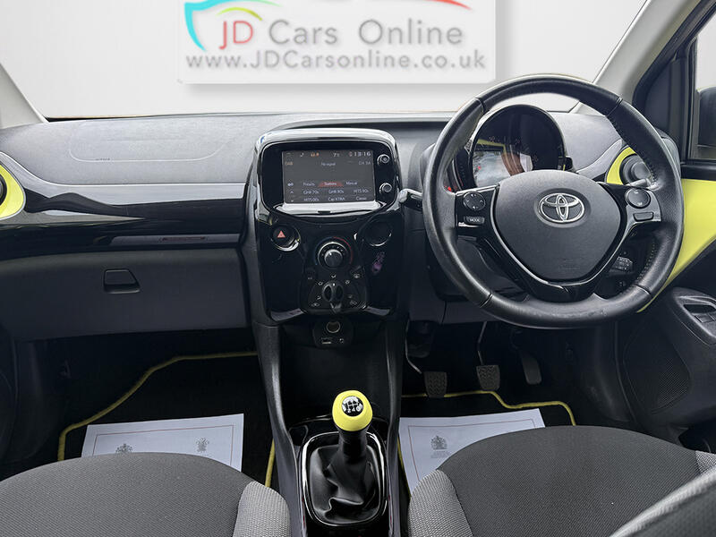 TOYOTA AYGO