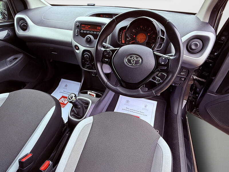 TOYOTA AYGO