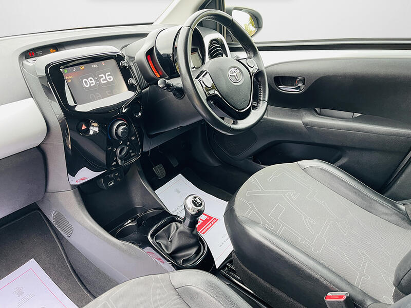 TOYOTA AYGO