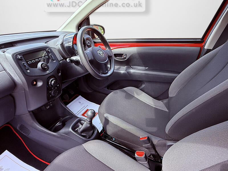 TOYOTA AYGO