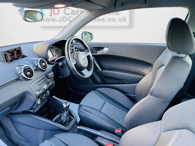 AUDI A1